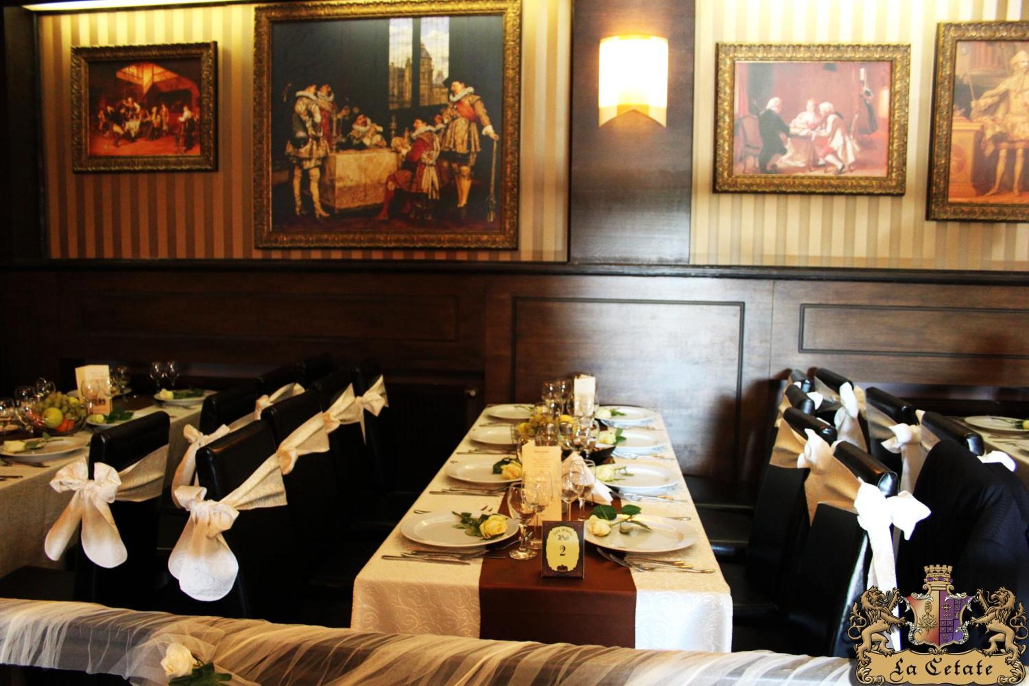 Hotel LaCetate Piteşti Esterno foto